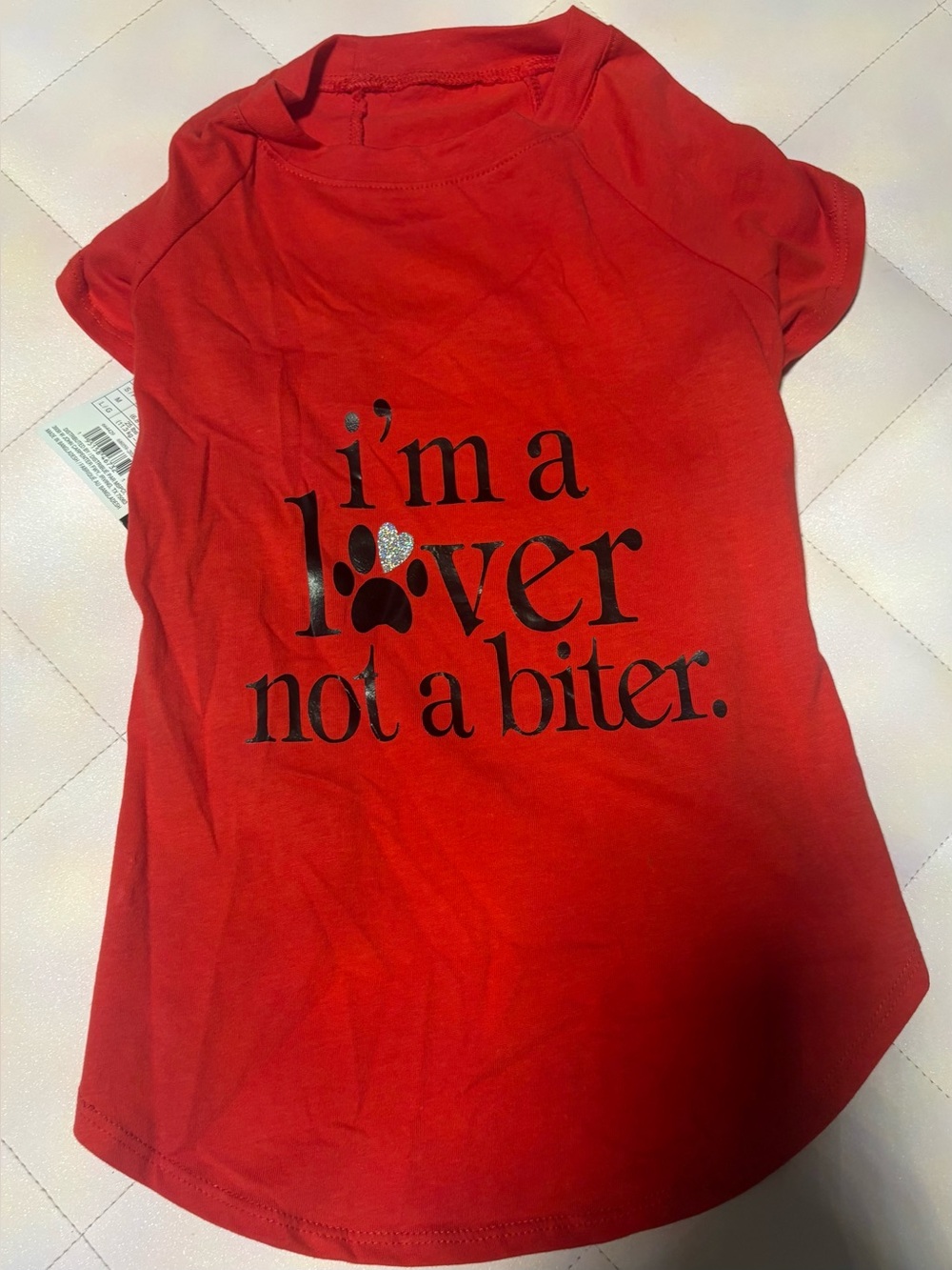 Adorable Red Dog Tee - "I'm a lover not a biter" Size L